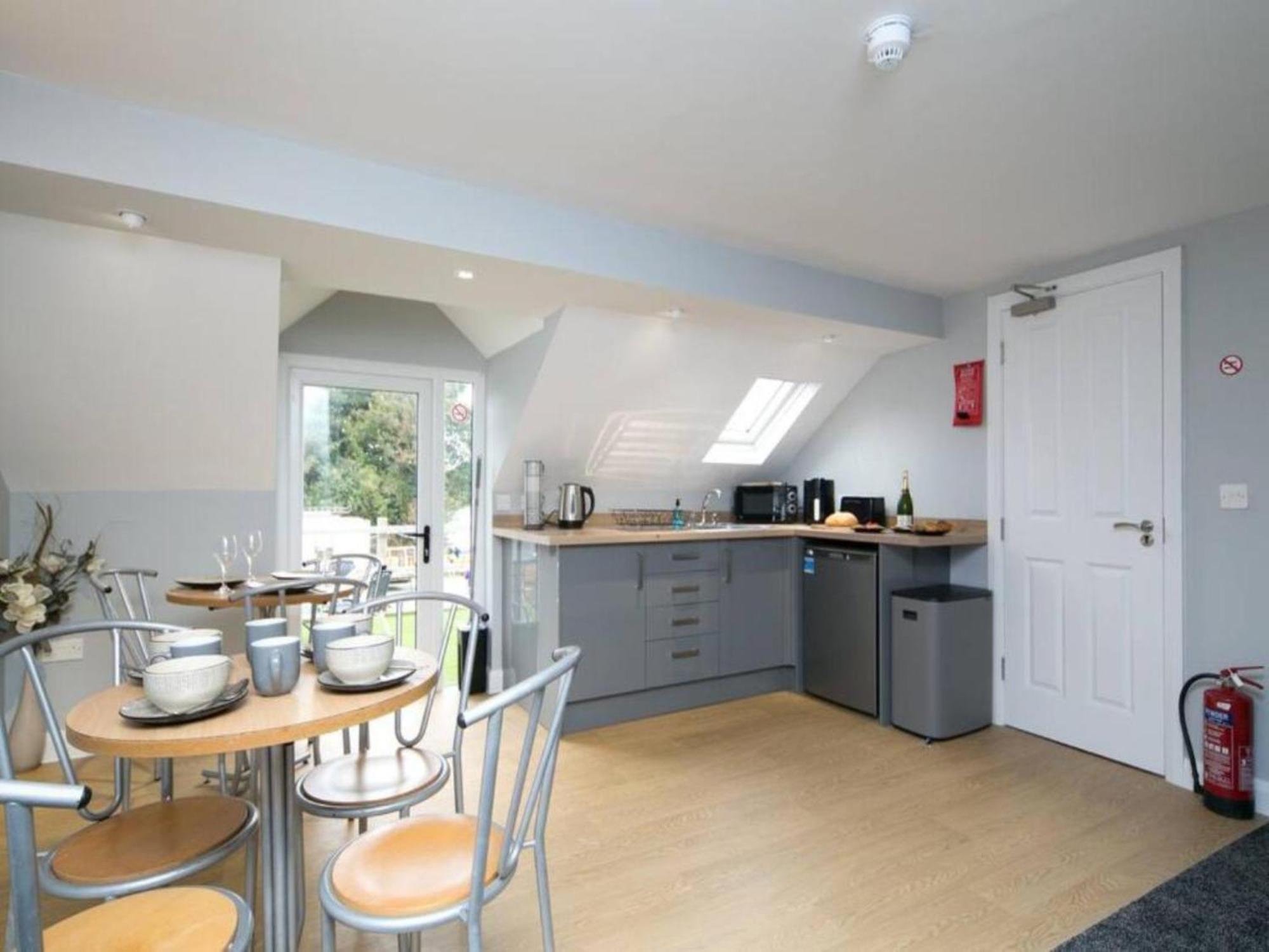 Pass The Keys Modern En-Suite Room In Country Pubrestaurant 2 Llanddona Exterior foto